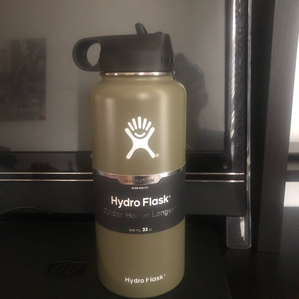 Hydro Flask 32 oz. with Straw Lid